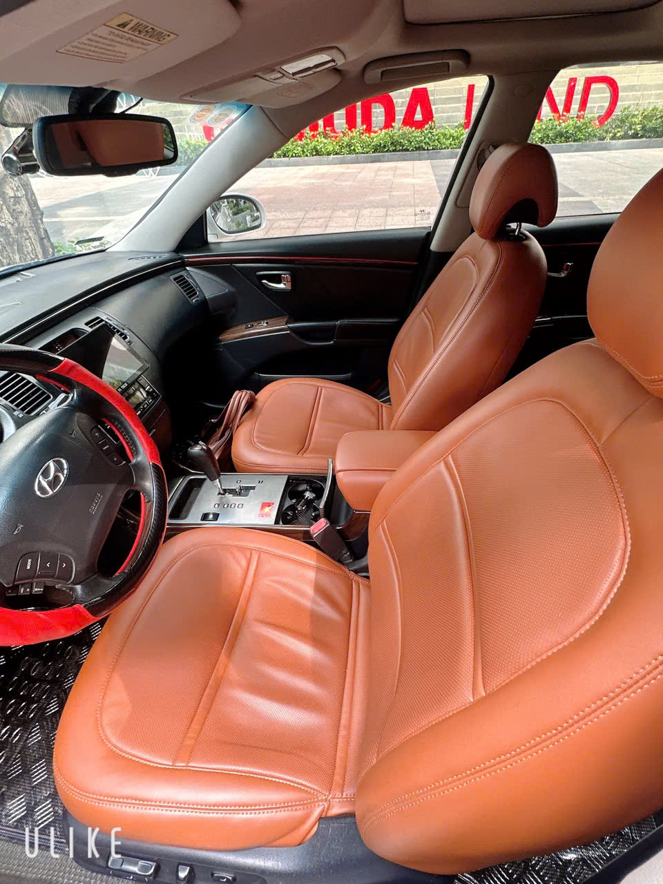 Hyundai Azera Limited  6