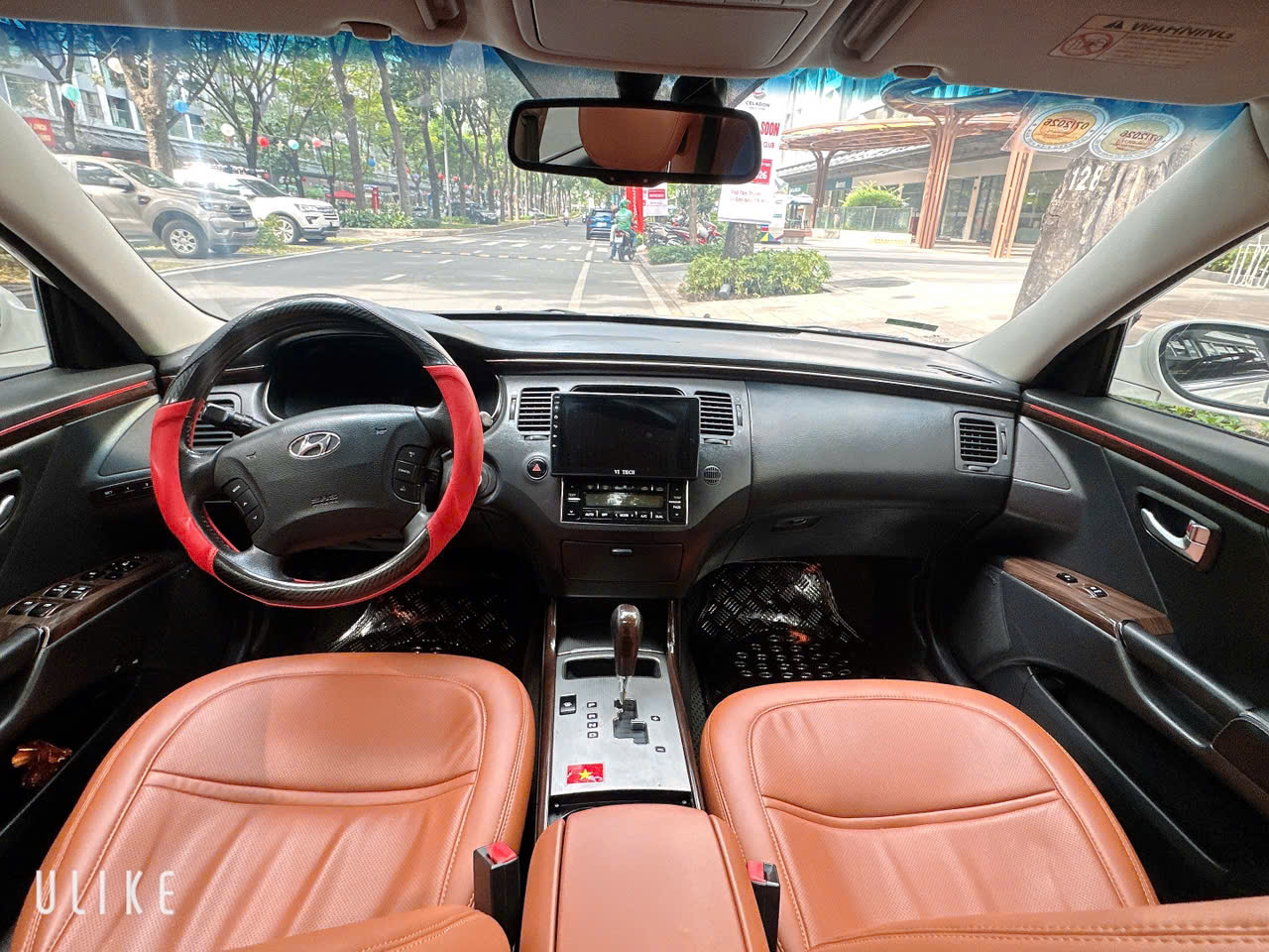 Hyundai Azera Limited  4