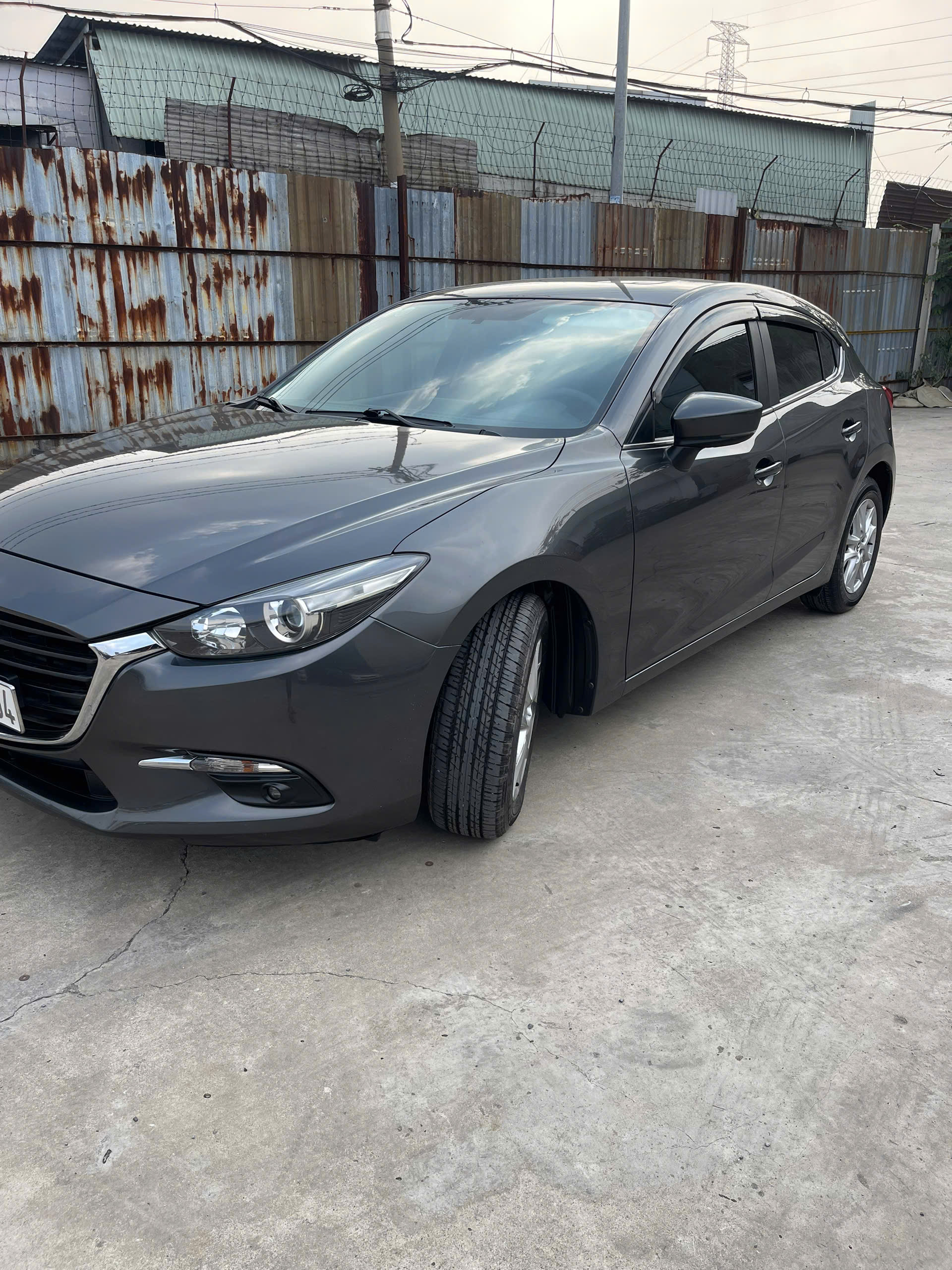 Mazda 3 2018 1.5 AT 2