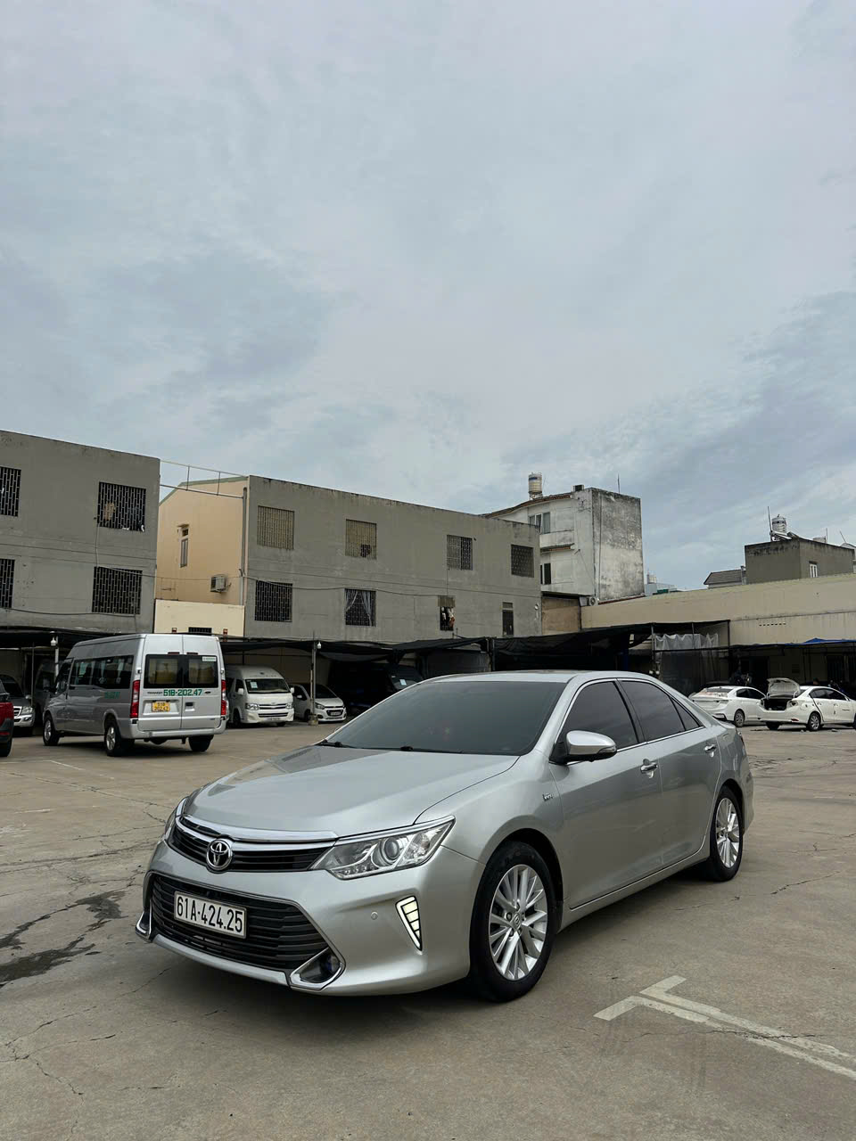 Toyota Camry 2015 3
